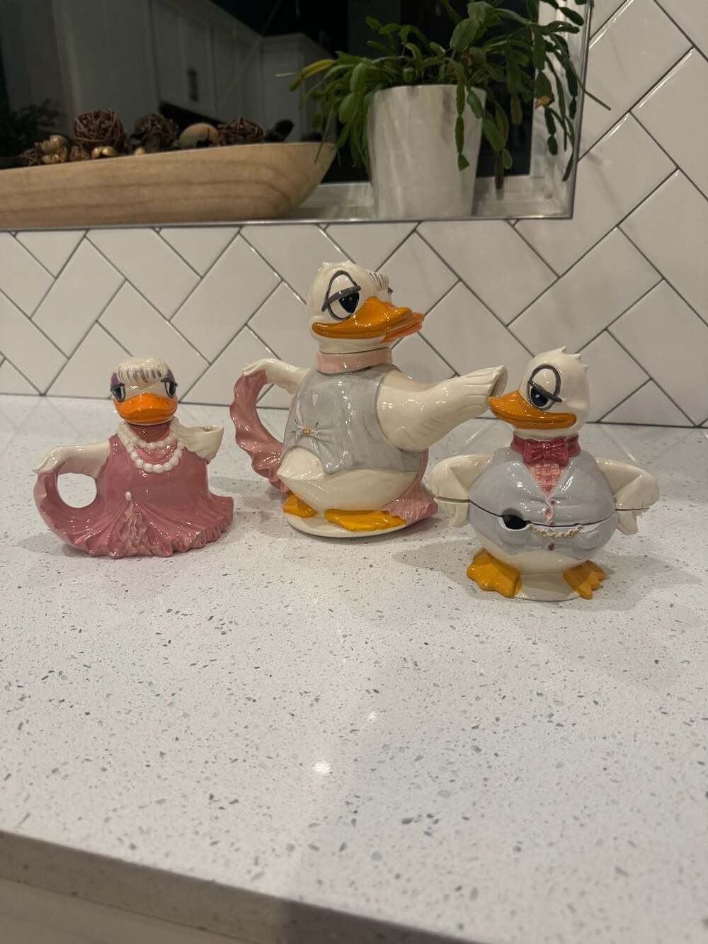 Vintage Ceramic Dancing Duck Teapot Creamer and Sugar Bowl Set